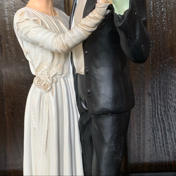VHTF Frankenstein & Bride Dancing Figurine 14.5” - Picture 4 of 16